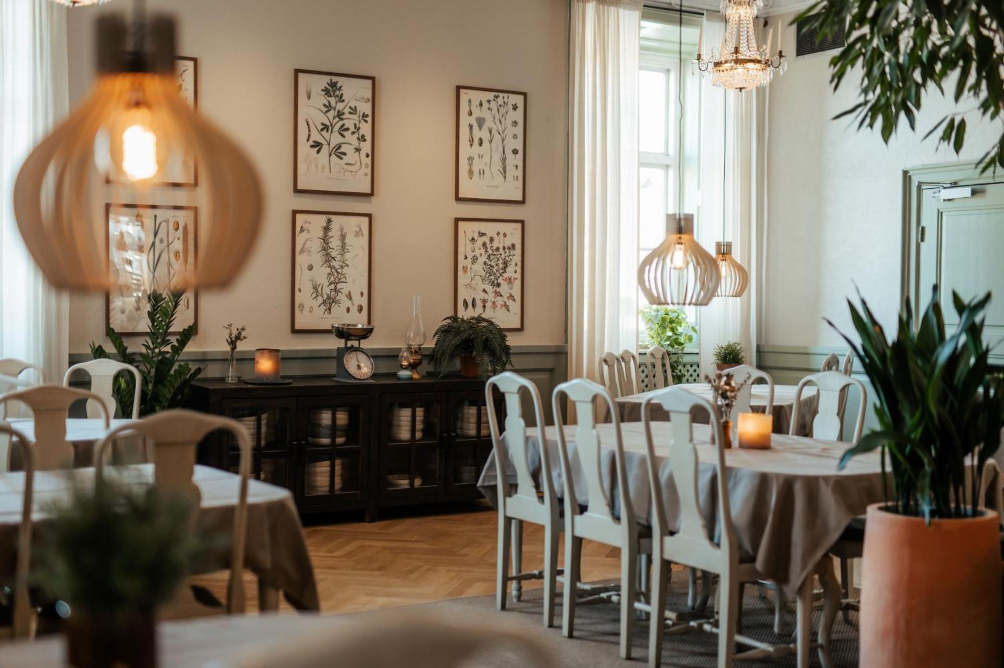 Haga Slott Hotel Enköping Eksteriør billede
